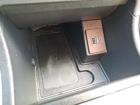 Used 2022 Ford Edge SEL w/ Convenience Package image 32