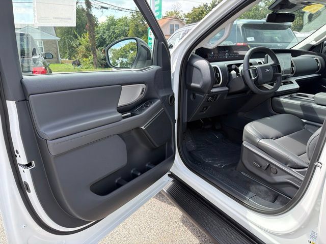 New 2027 Ford Expedition Active AWD/4WD image 13