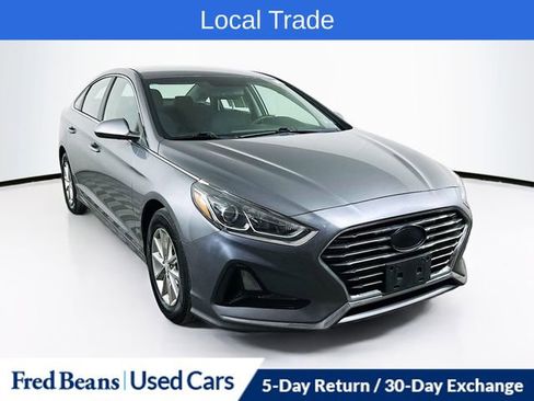 Used 2018 Hyundai Sonata SE image 1