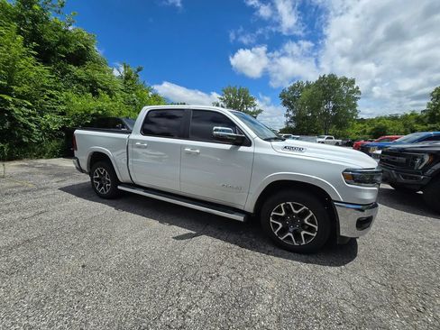 Used 2025 RAM 1500 Laramie w/ Bed Utility Group AWD/4WD image 10