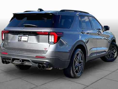 Used 2025 Ford Explorer ST w/ Sun And Sound Package AWD/4WD image 13