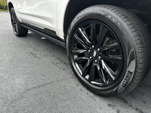 Used 2022 Cadillac Escalade Sport w/ Touring Package AWD/4WD image 11
