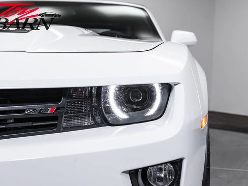 Used 2013 Chevrolet Camaro ZL1 RWD image 20