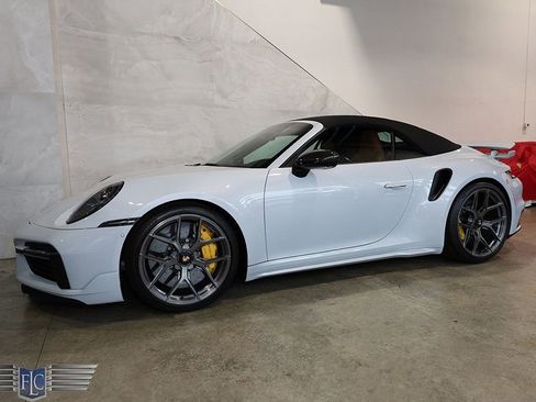 Used 2025 Porsche 911 Turbo S AWD/4WD image 4