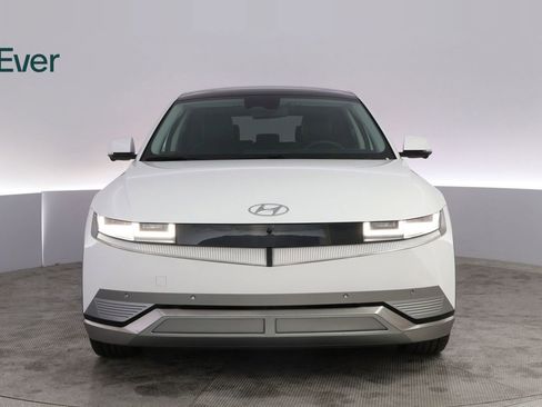 Used 2024 Hyundai Ioniq 5 Limited image 12