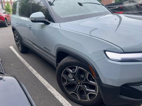 Used 2025 Rivian R1S Adventure AWD/4WD image 2