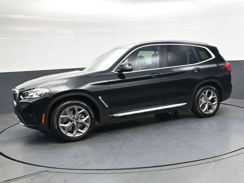 Used 2023 BMW X3 xDrive30i w/ Premium Package w/ZPA AWD/4WD image 7