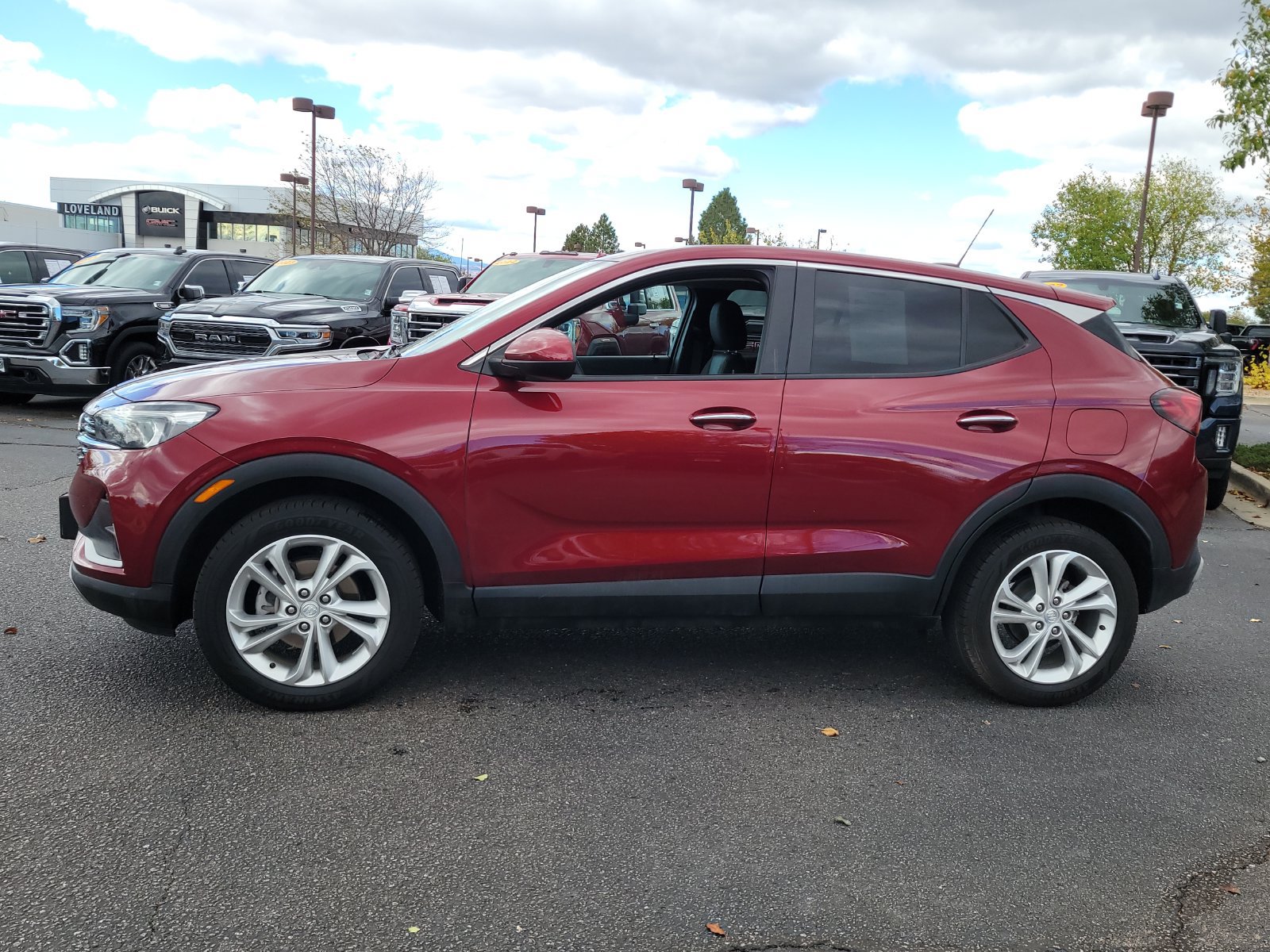 Used 2023 Buick Encore GX Preferred w/ Cold Weather Comfort Package AWD/4WD image 6
