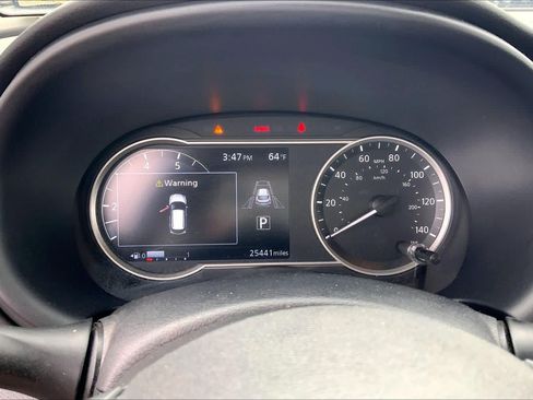 Used 2020 Nissan Kicks SR w/ SR Premium Package FWD image 26
