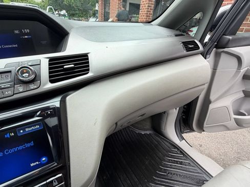 Used 2016 Honda Odyssey EX-L image 15