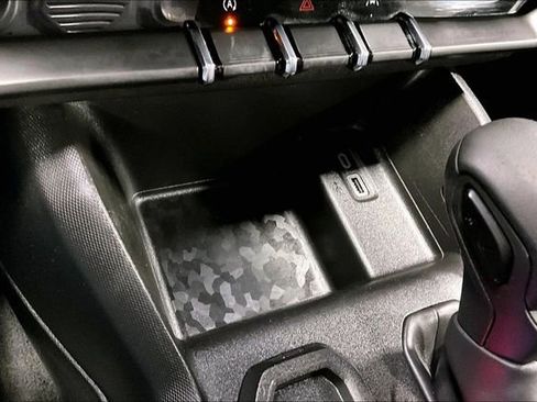 Used 2024 Chevrolet Colorado W/T image 15