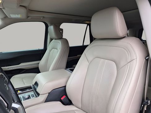 Used 2022 Ford Expedition Max Limited AWD/4WD image 35