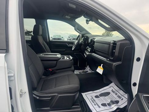 Certified 2024 GMC Sierra 1500 Elevation AWD/4WD image 17