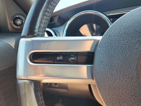 Used 2006 Ford Mustang GT Premium RWD image 28