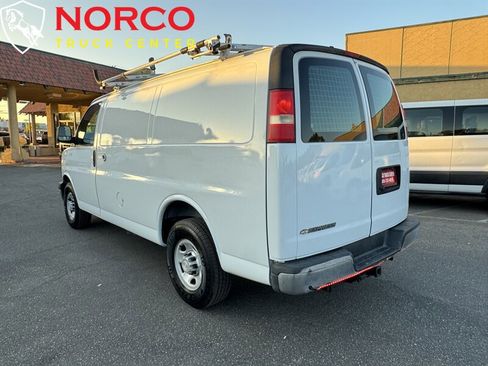 Used 2014 Chevrolet Express 2500 image 8