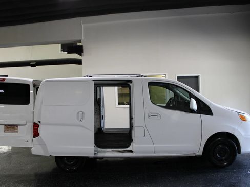 Used 2017 Chevrolet City Express LS w/ Appearance Package FWD image 20