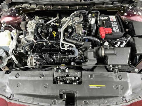 Used 2024 Nissan Altima 2.5 SV w/ SV Premium Package FWD image 29