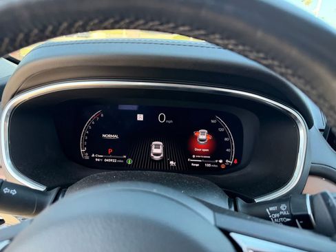 Used 2023 Acura MDX FWD w/ Technology Package image 16