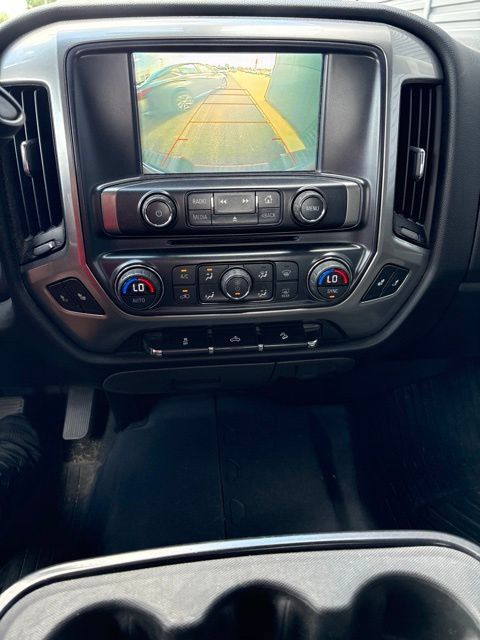 Used 2018 Chevrolet Silverado 1500 LT w/ All Star Edition AWD/4WD image 10