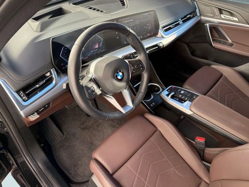 Certified 2025 BMW X1 xDrive28i image 4