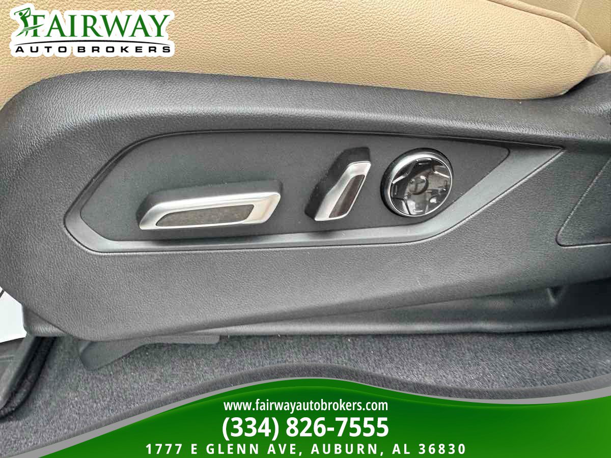 Used 2025 Acura MDX FWD image 17