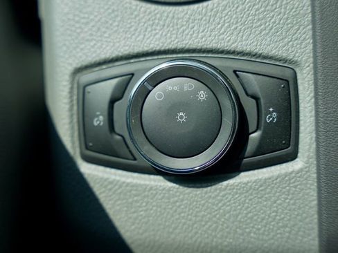 New 2025 Ford E-450 and Econoline 450 Super Duty w/ Driver's Safety Package image 17