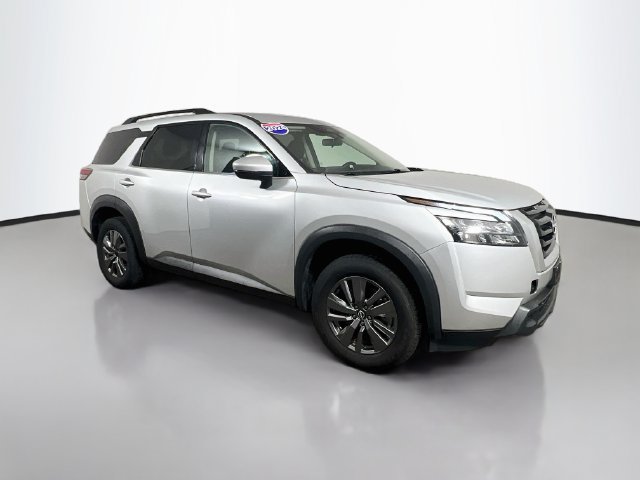Used 2024 Nissan Pathfinder SV FWD image 20