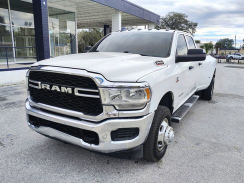 Used 2021 RAM 3500 Tradesman image 2