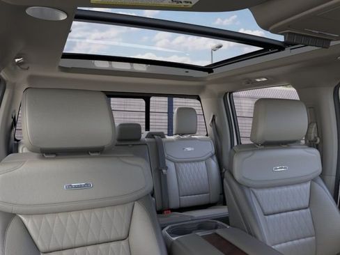 New 2026 Ford F250 Platinum AWD/4WD image 22