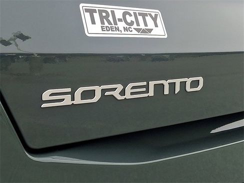 New 2026 Kia Sorento EX image 18