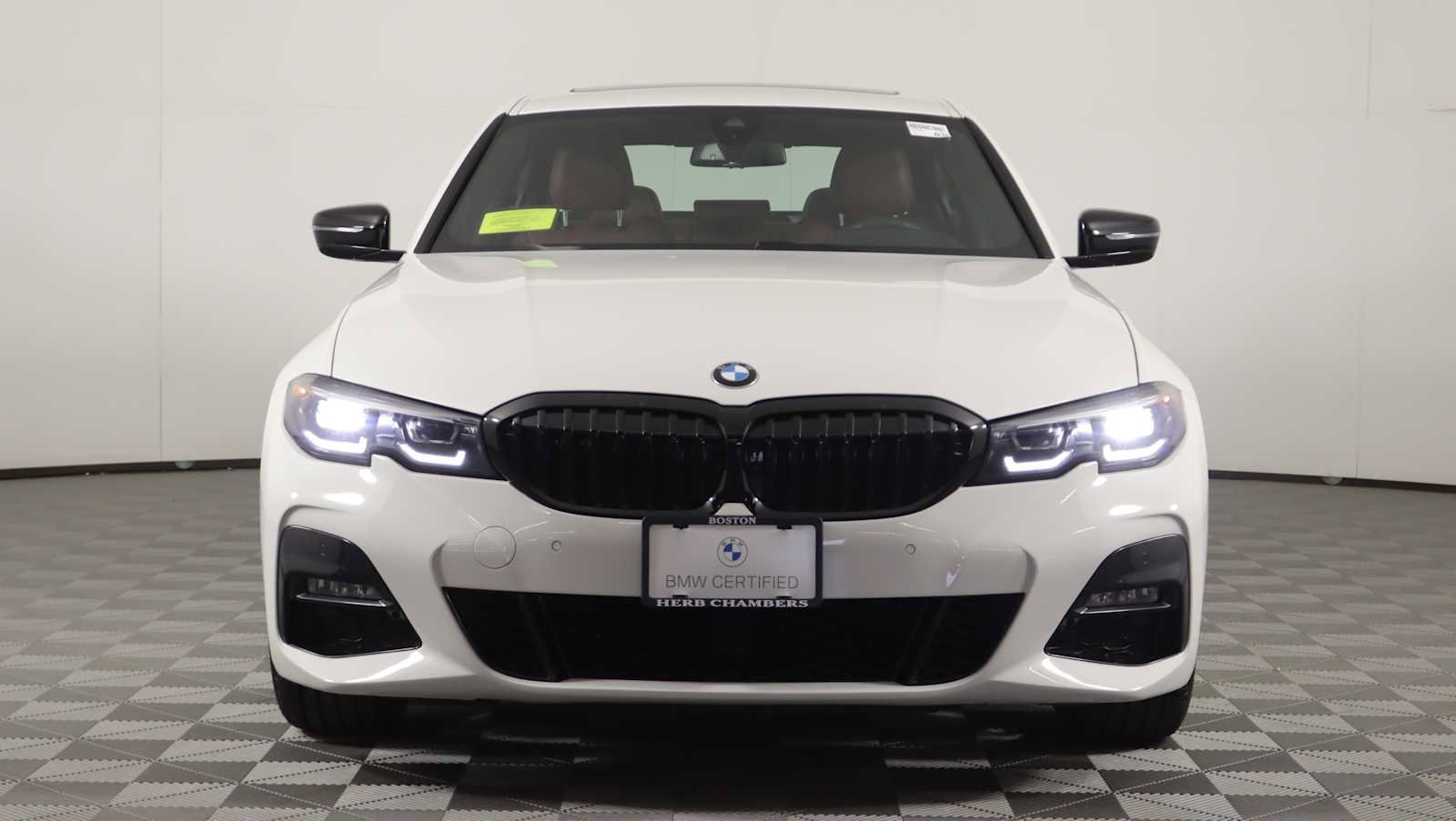 Used 2022 BMW 330i xDrive Sedan w/ M Sport Package AWD/4WD image 2