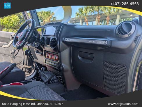 Used 2012 Jeep Wrangler Sport AWD/4WD image 17