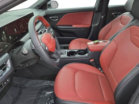 New 2025 Kia K4 GT-Line Turbo w/ GT-Line Premium Package FWD image 19