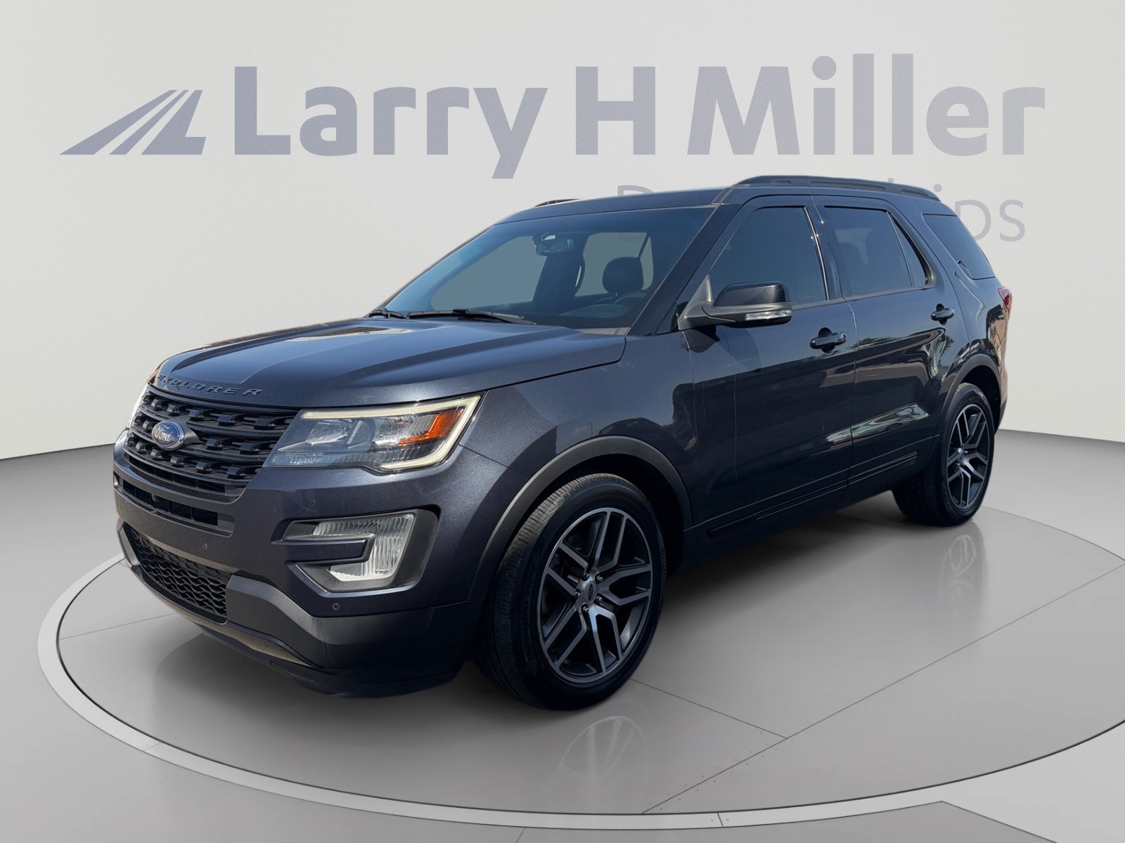 Used 2017 Ford Explorer Sport w/ Equipment Group 401A AWD/4WD image 1