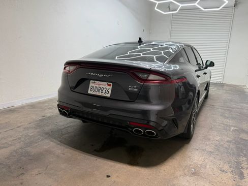 Used 2021 Kia Stinger GT2 AWD/4WD image 9