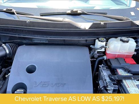 Used 2020 Chevrolet Traverse Premier FWD image 10