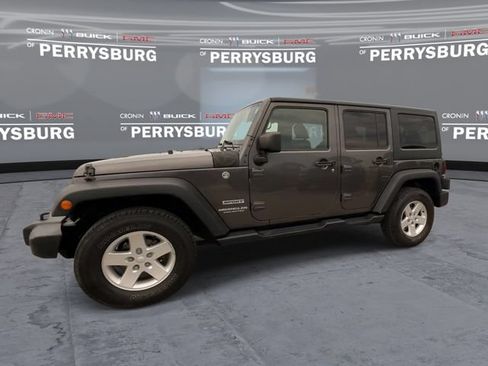 Used 2017 Jeep Wrangler Unlimited Sport w/ Quick Order Package 24S AWD/4WD image 4