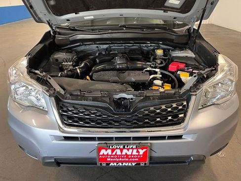 Used 2016 Subaru Forester 2.5i image 9