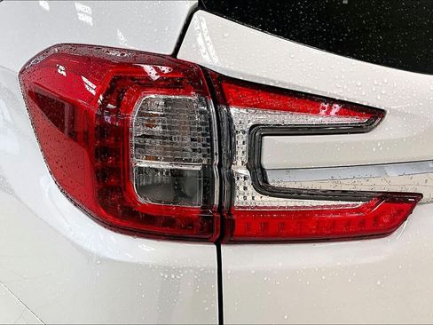 Used 2023 Subaru Ascent Touring AWD/4WD image 27