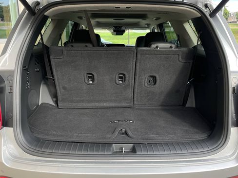 Used 2025 Hyundai Palisade Limited image 36