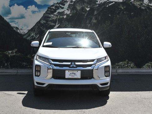 Used 2025 Mitsubishi Outlander Sport AWD image 5