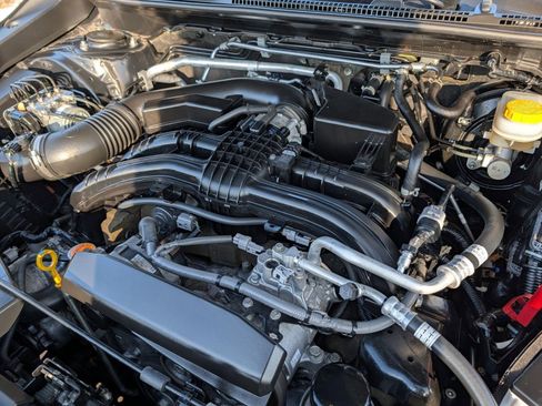 Used 2020 Subaru Crosstrek 2.0i Premium w/ Moonroof Package 2 image 31