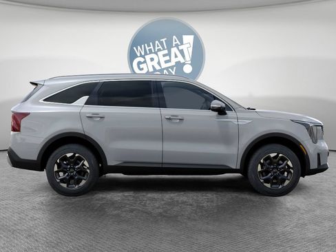 New 2026 Kia Sorento S AWD/4WD image 7