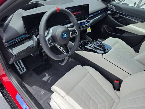 New 2026 BMW i5 M60 w/ Executive Package AWD/4WD image 8