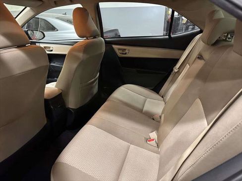 Used 2015 Toyota Corolla LE FWD image 15