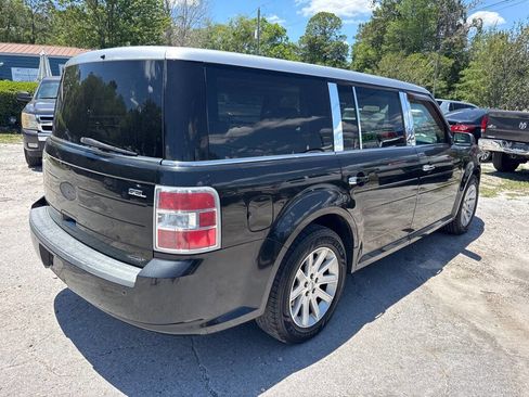 Used 2011 Ford Flex SEL w/ Rapid Spec Order Code FWD image 4