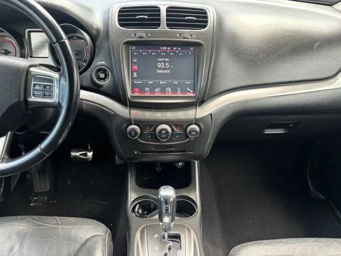 Used 2019 Dodge Journey Crossroad FWD image 21