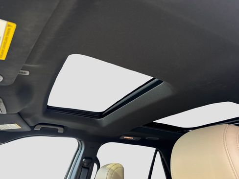 Used 2017 Ford Explorer Limited w/ Equipment Group 301A image 14