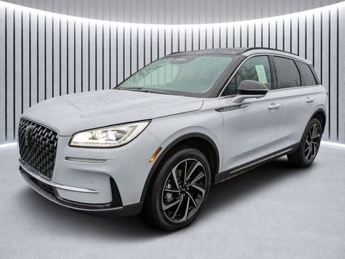 New 2026 Lincoln Corsair Reserve image 6