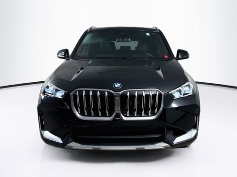 Used 2025 BMW X1 xDrive28i w/ Convenience Package AWD/4WD image 3